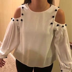 DO+BE top size small.   Worn once